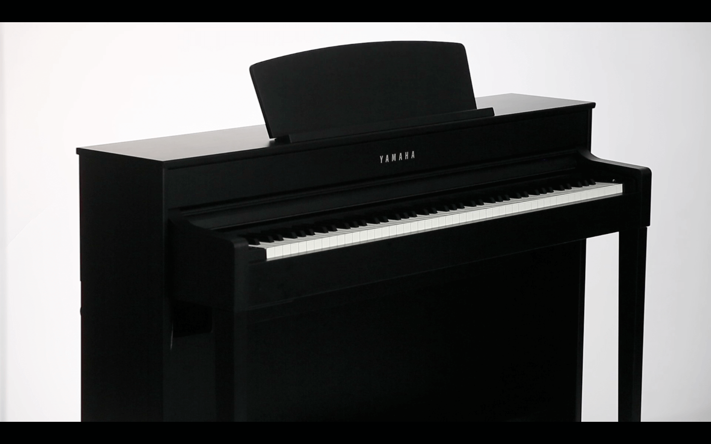 цифровое пианино Yamaha Clavinova CLP-575
